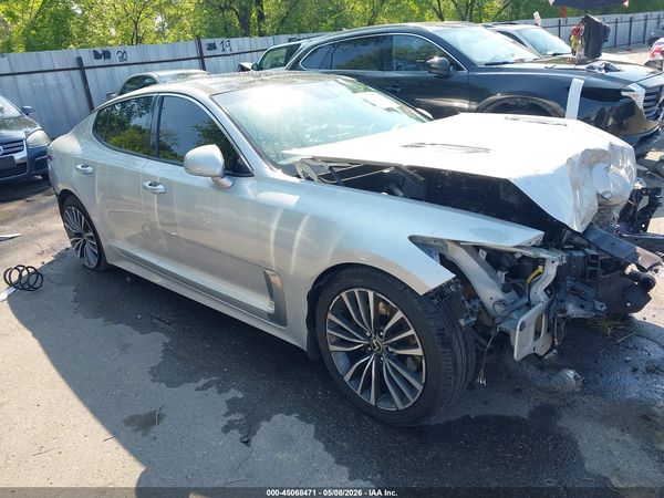 2018 KIA STINGER PREMIUM