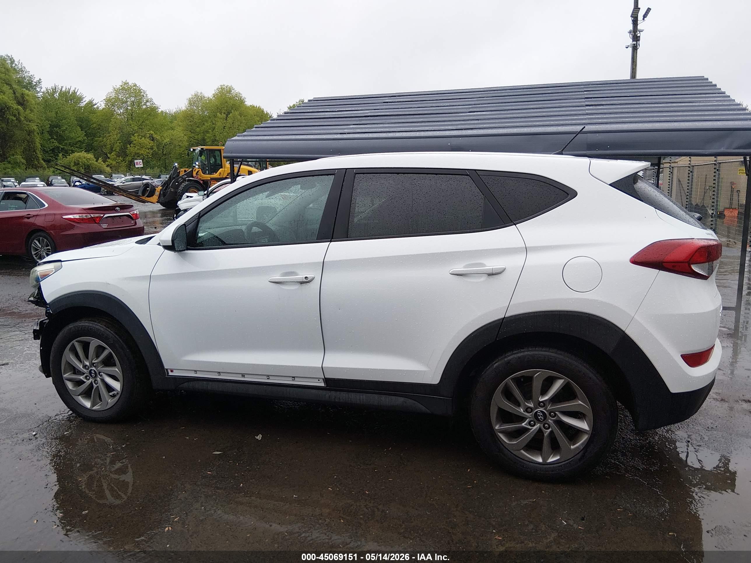 2018 HYUNDAI TUCSON SE