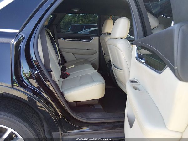 2017 CADILLAC XT5 STANDARD
