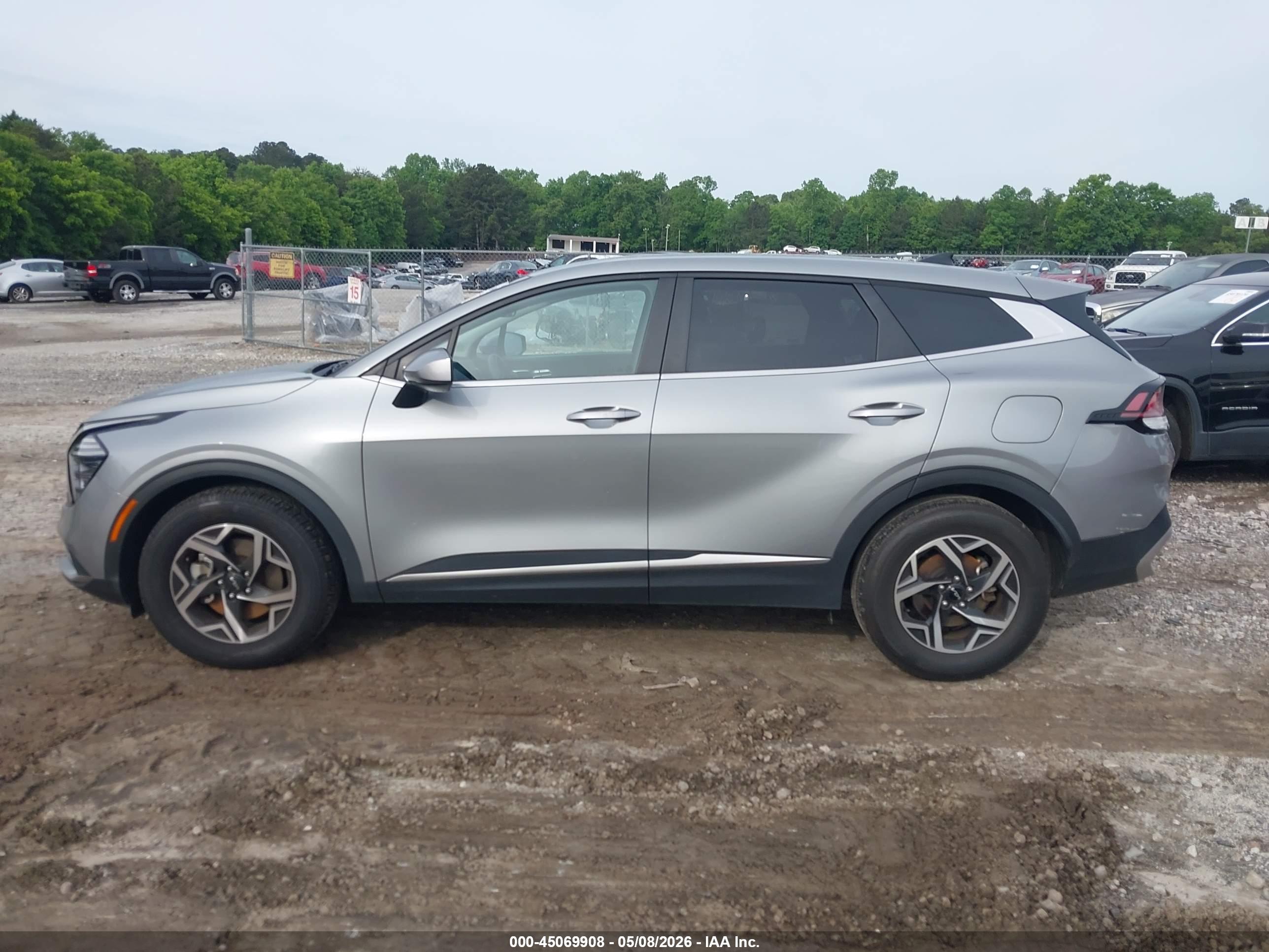 2024 KIA SPORTAGE LX