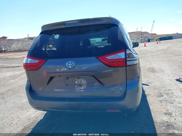 2015 TOYOTA SIENNA LE 8 PASSENGER