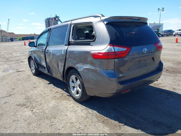 2015 TOYOTA SIENNA LE 8 PASSENGER