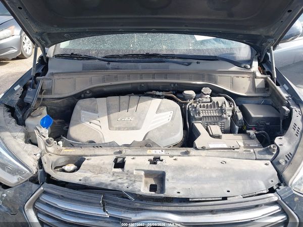 2018 HYUNDAI SANTA FE SE