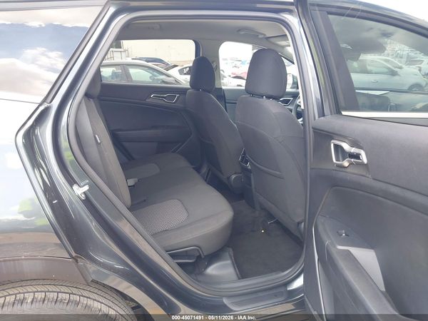 2025 KIA SPORTAGE LX