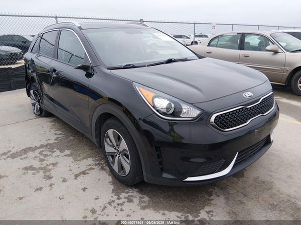 2019 KIA NIRO LX