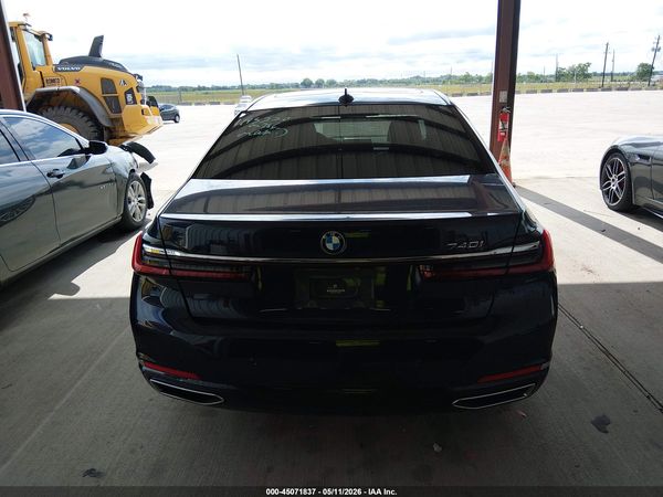 2020 BMW 740I