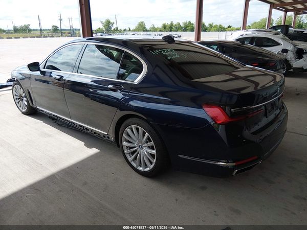 2020 BMW 740I