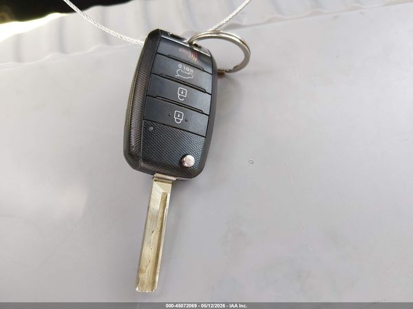 2016 KIA SORENTO 2.4L LX