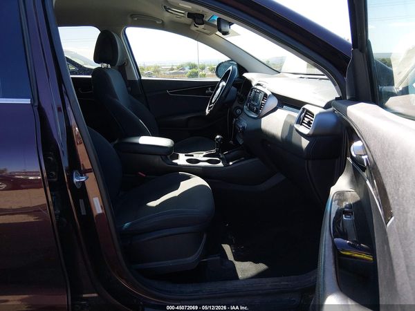 2016 KIA SORENTO 2.4L LX