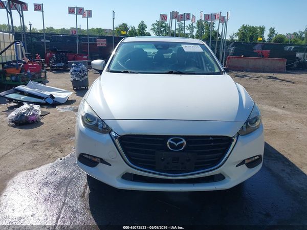 2018 MAZDA MAZDA3 TOURING