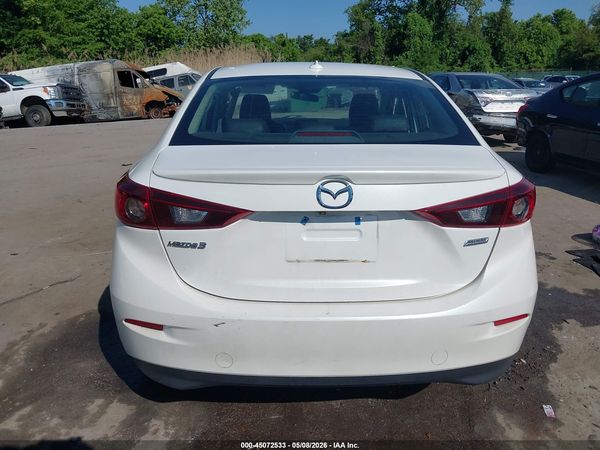 2018 MAZDA MAZDA3 TOURING