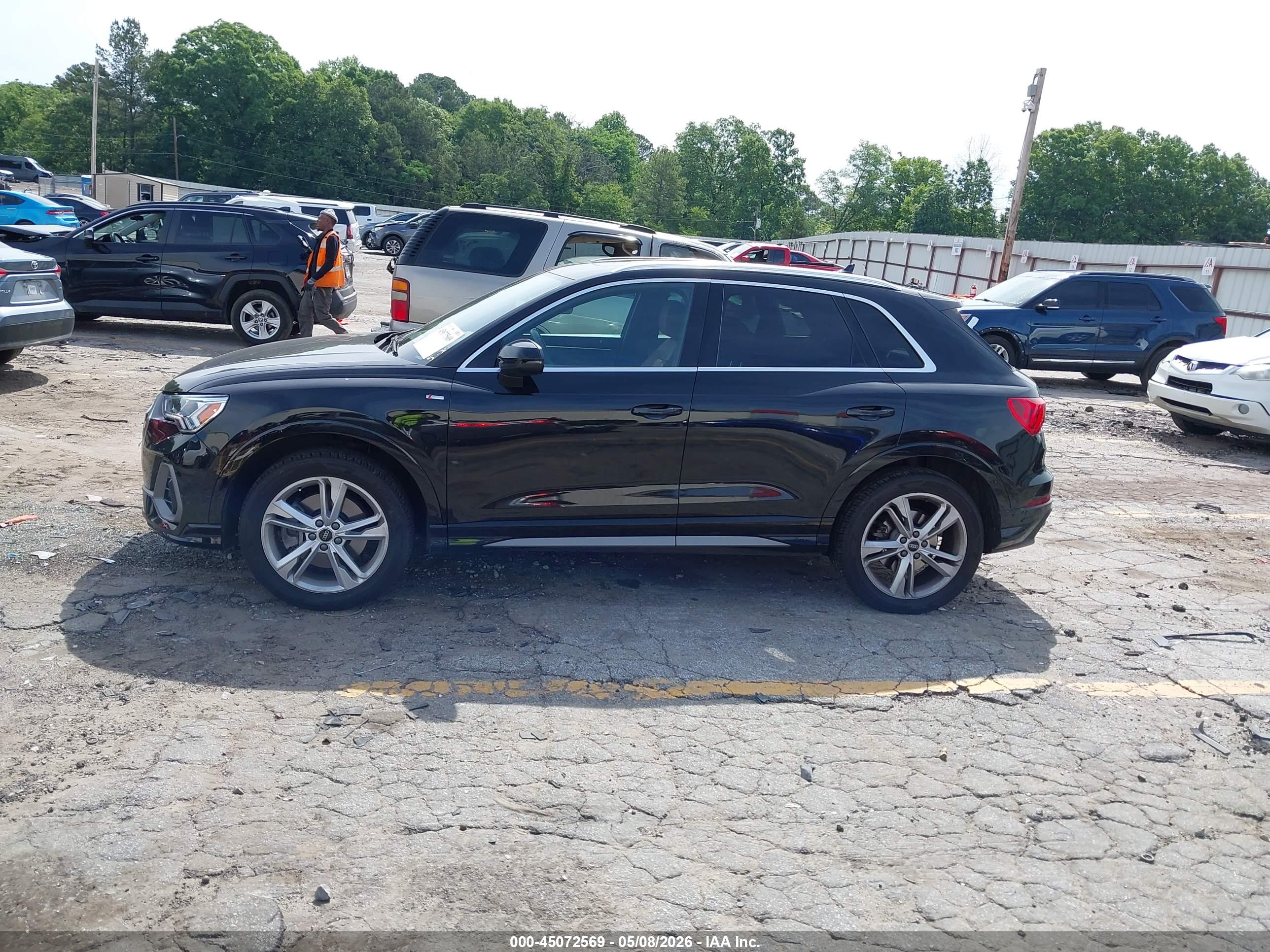 2021 AUDI Q3
