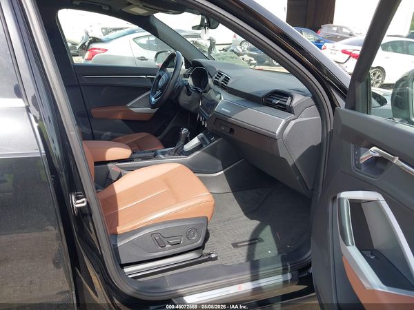 2021 AUDI Q3
