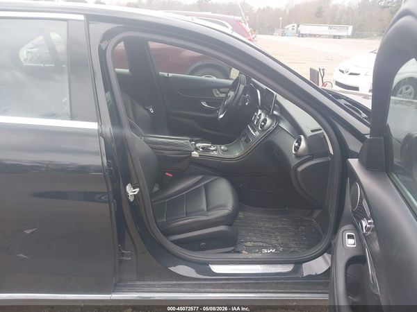 2016 MERCEDES-BENZ C-CLASS C 300