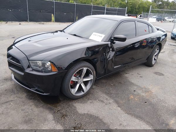 2013 DODGE CHARGER R/T PLUS