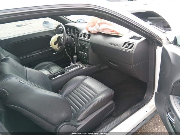 2013 DODGE CHALLENGER SXT PLUS