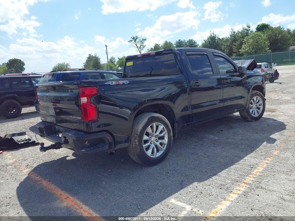 2023 CHEVROLET SILVERADO 1500 4WD  SHORT BED CUSTOM — I4