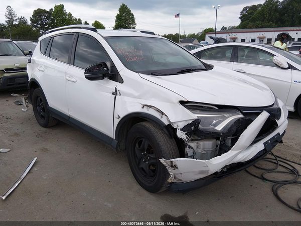 2016 TOYOTA RAV4 LE