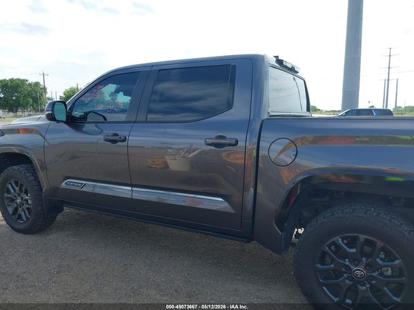 2025 TOYOTA TUNDRA PLATINUM