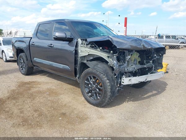 2025 TOYOTA TUNDRA PLATINUM