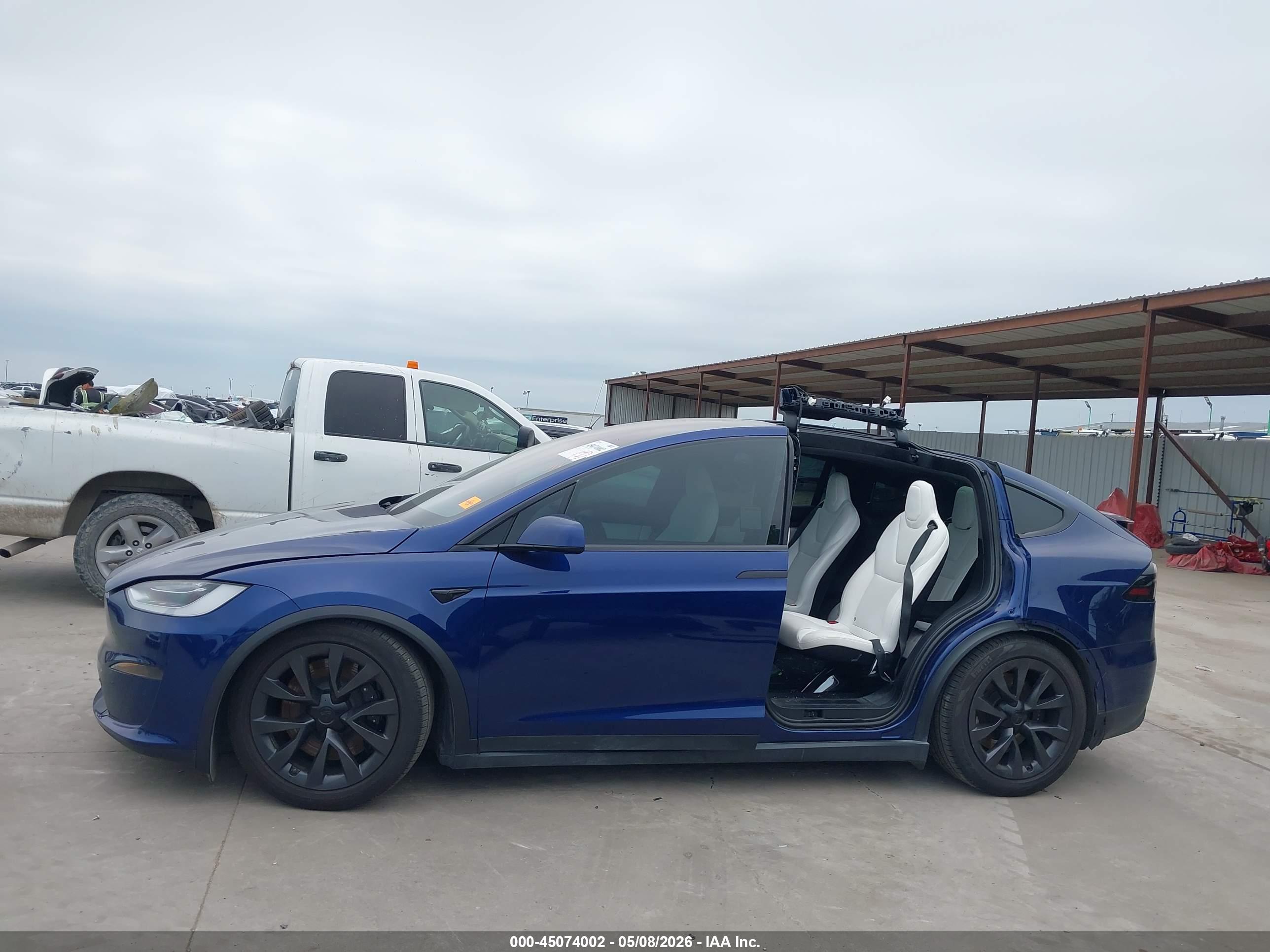 2023 TESLA MODEL X