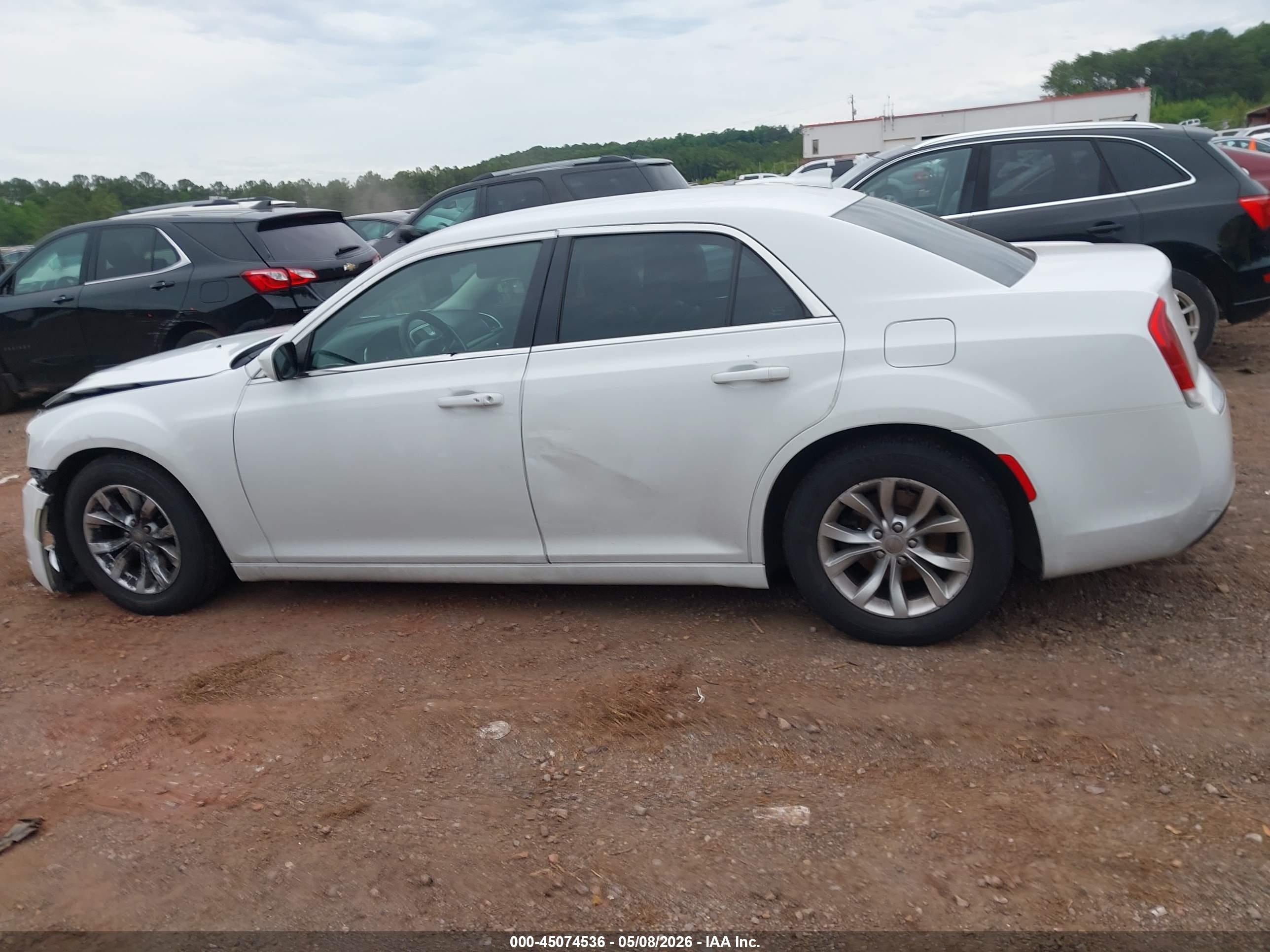 2015 CHRYSLER 300 LIMITED