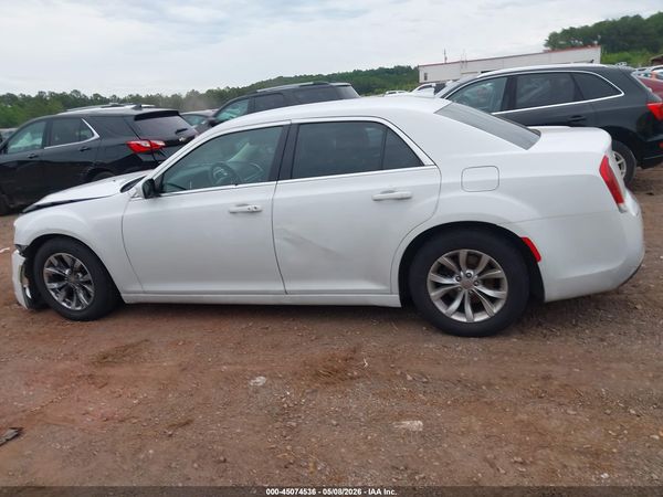 2015 CHRYSLER 300