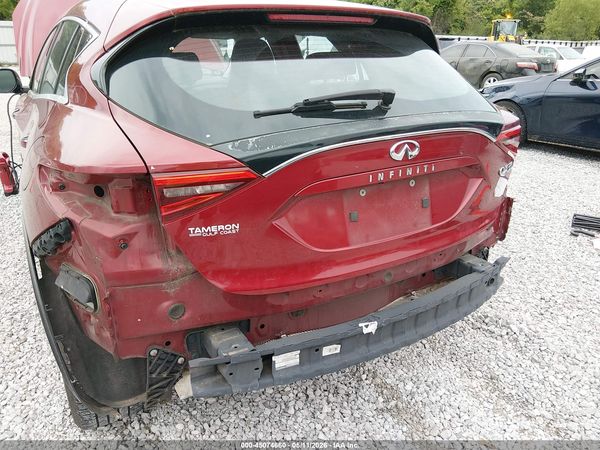 2017 INFINITI QX30