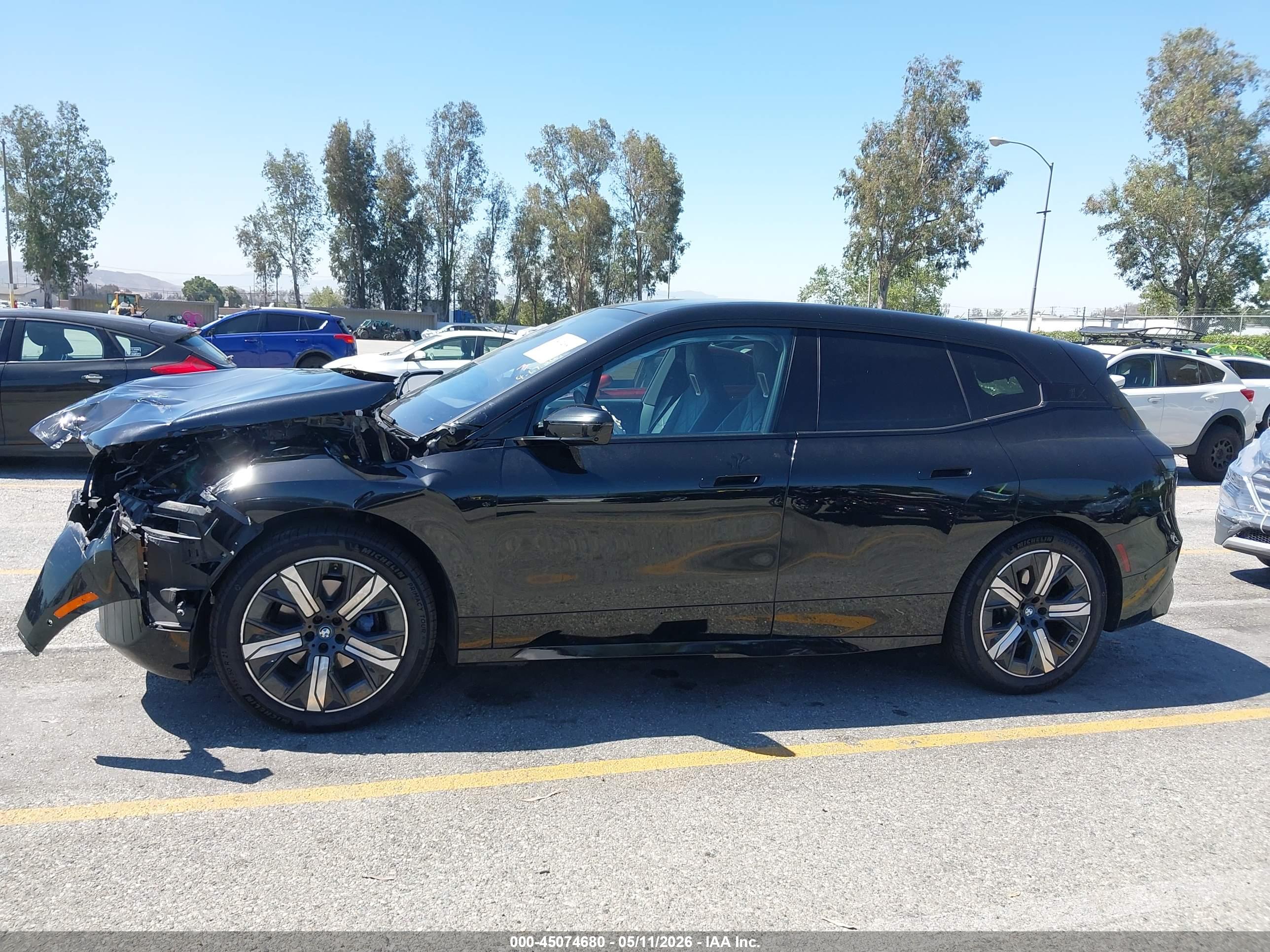 2023 BMW IX XDRIVE50
