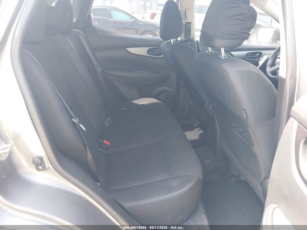 2018 NISSAN ROGUE SPORT S — I8