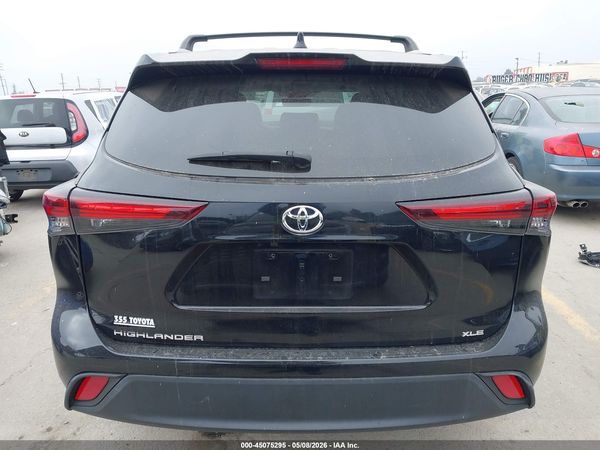 2024 TOYOTA HIGHLANDER XLE