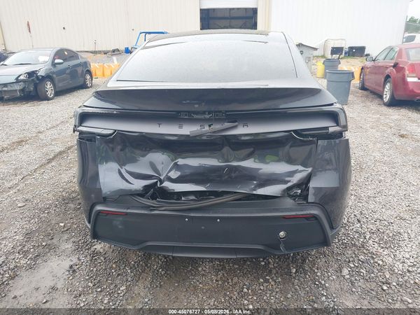 2026 TESLA MODEL Y