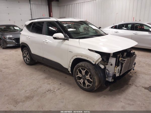 2022 KIA SELTOS EX