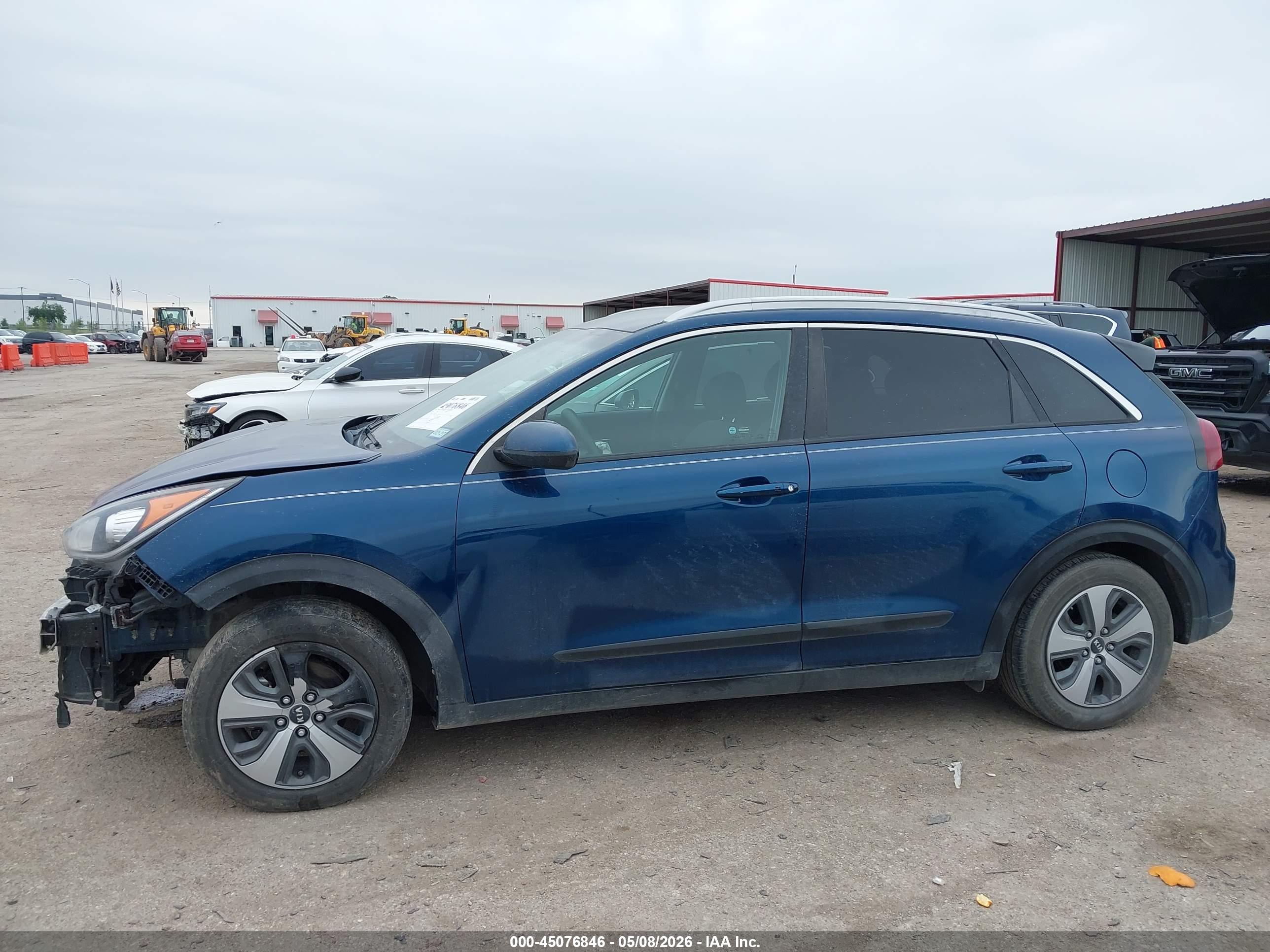 2018 KIA NIRO LX
