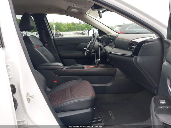 2025 NISSAN KICKS SR FWD