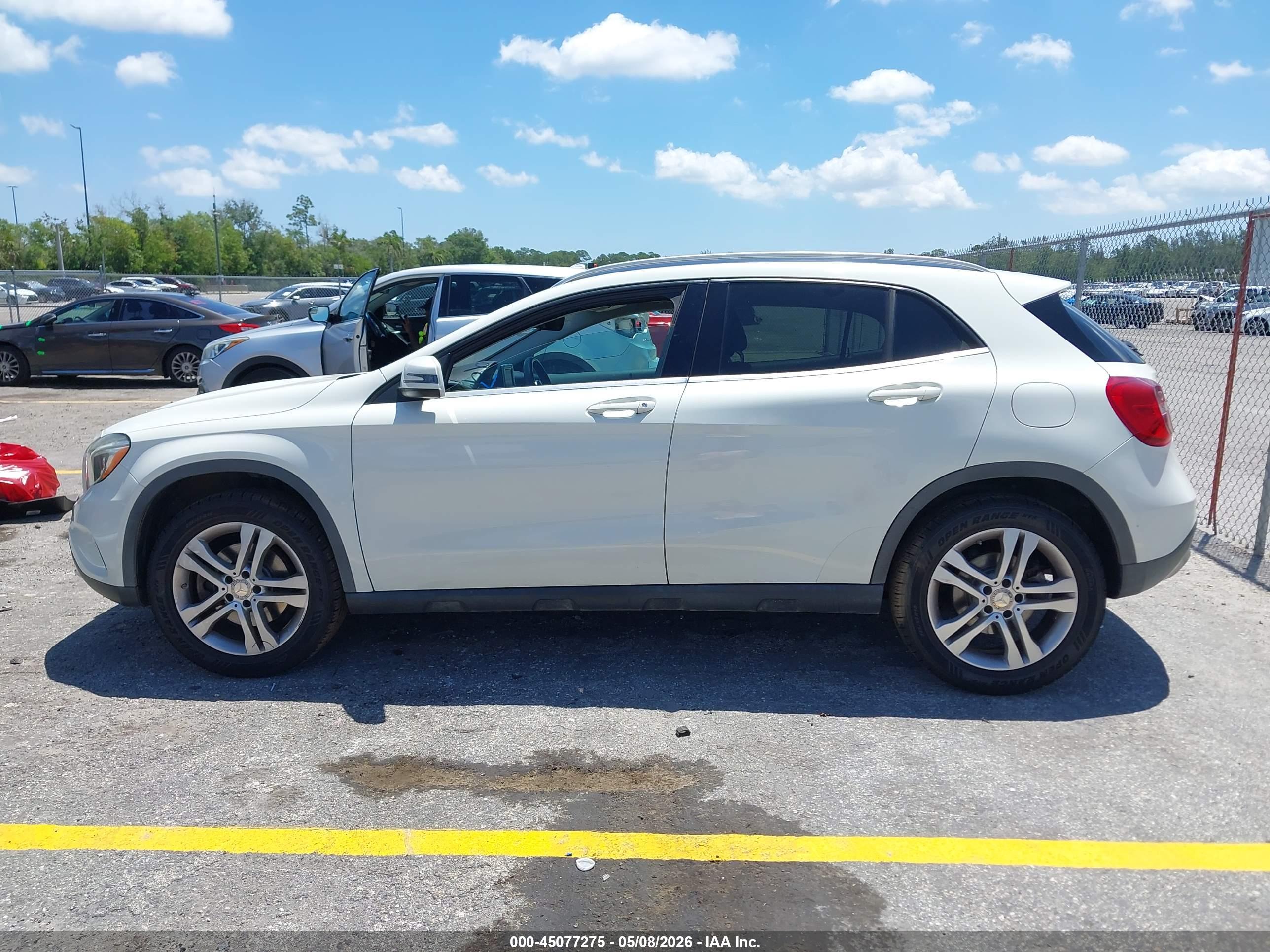 2015 MERCEDES-BENZ GLA 250 4MATIC
