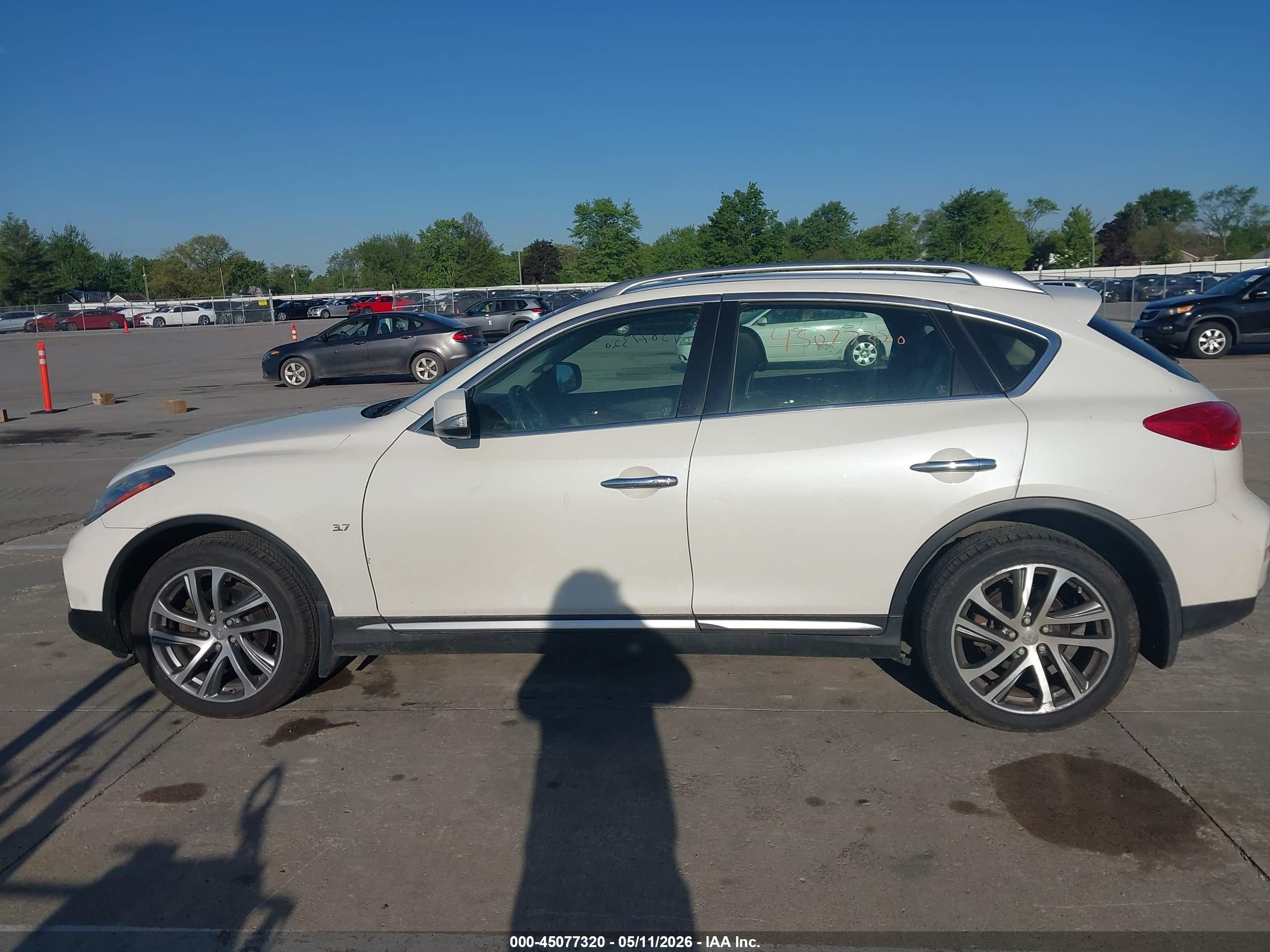 2016 INFINITI QX50