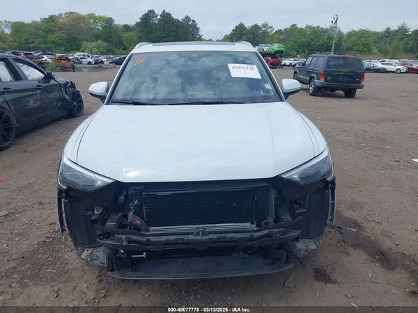 2022 AUDI Q3
