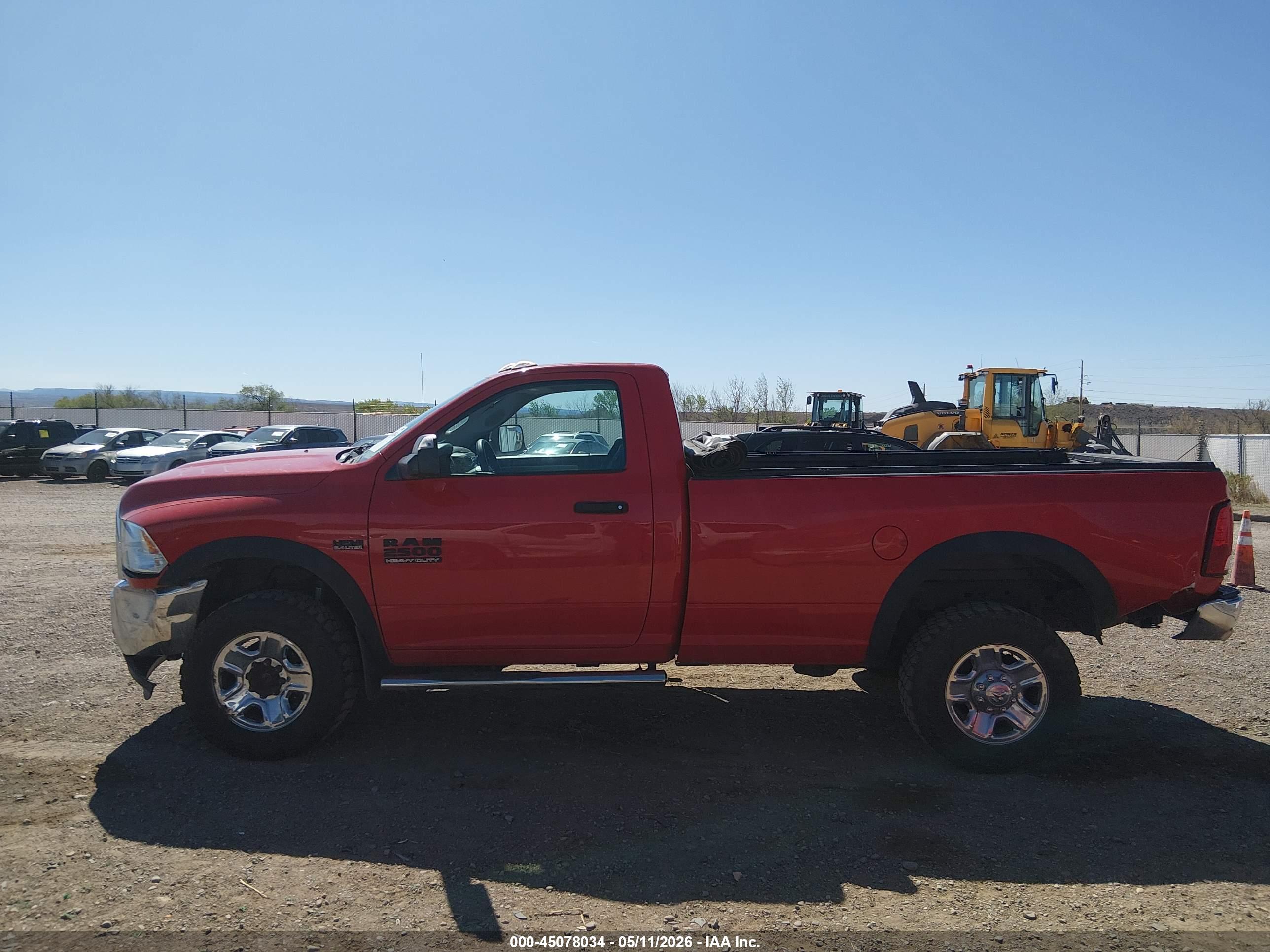 2017 RAM 2500 TRADESMAN  4X4 8' BOX