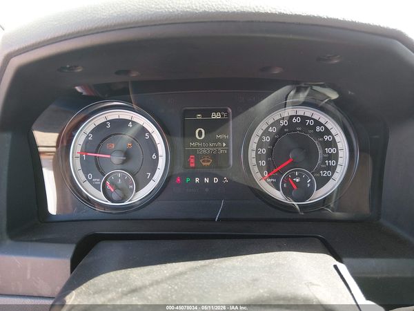2017 RAM 2500 TRADESMAN  4X4 8' BOX