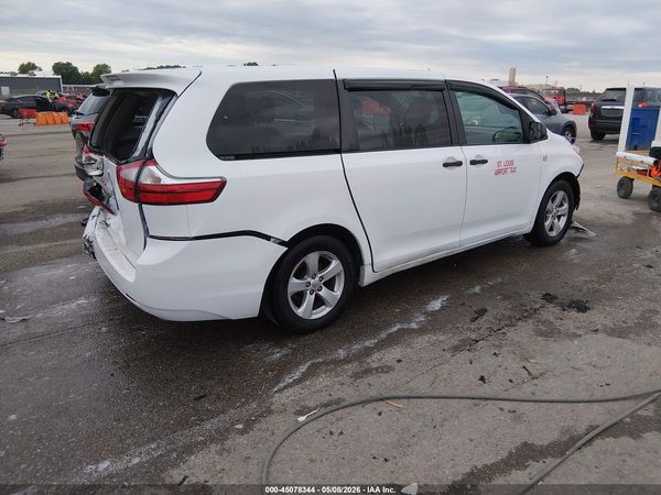2017 TOYOTA SIENNA L 7 PASSENGER — I4