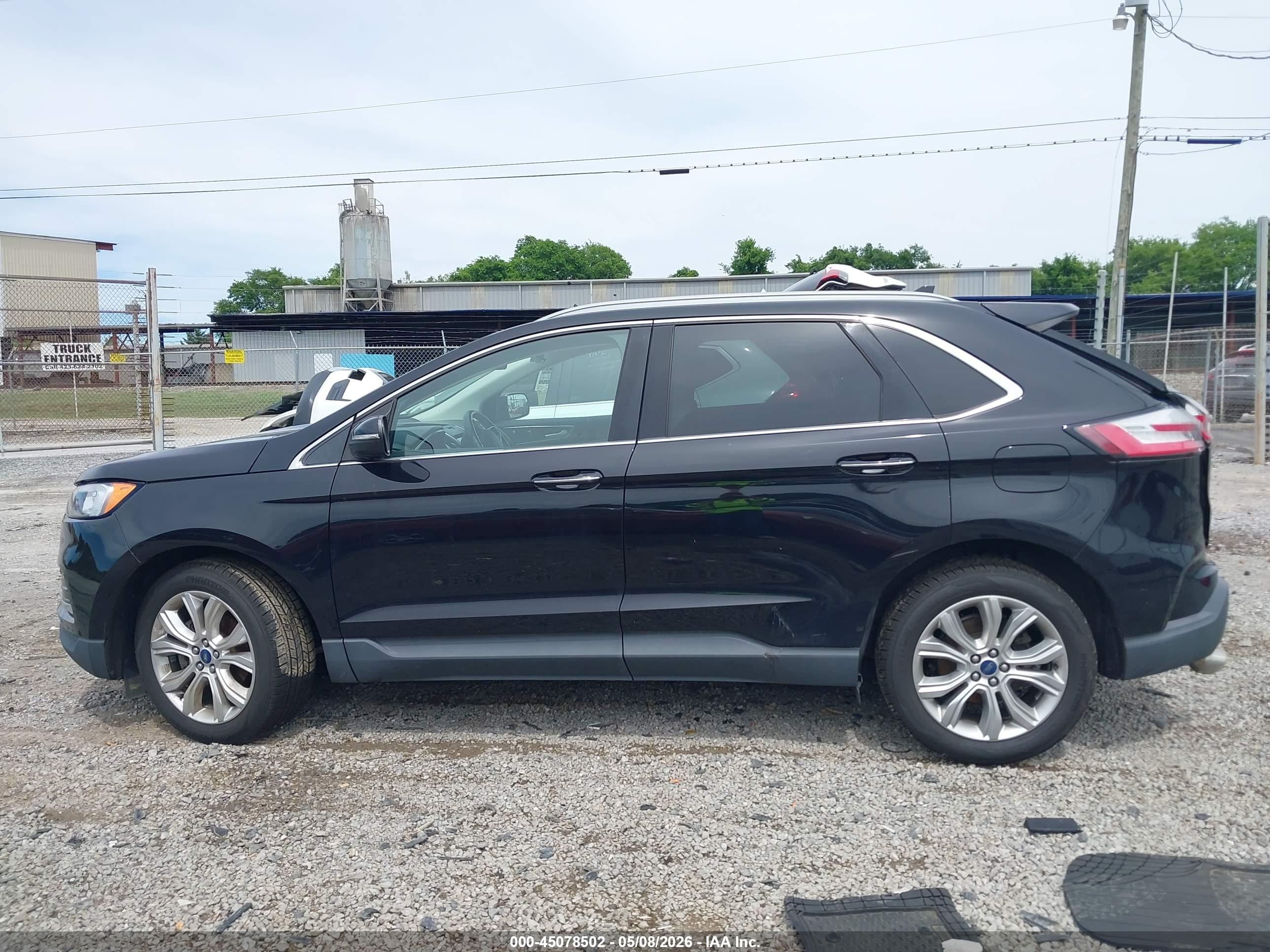 2020 FORD EDGE TITANIUM