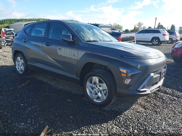 2025 HYUNDAI KONA SE