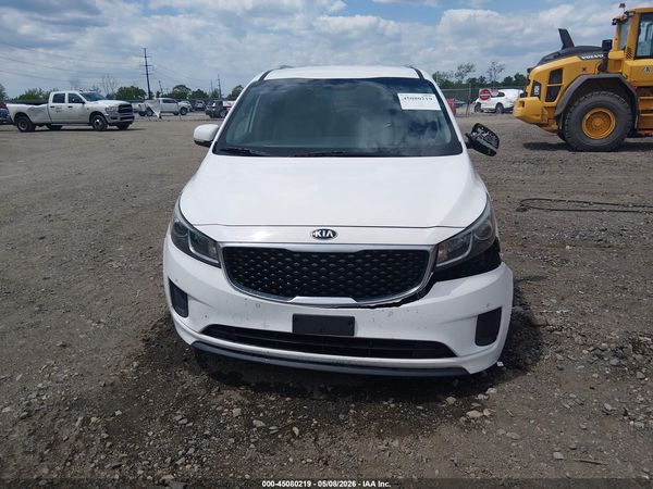 2017 KIA SEDONA LX