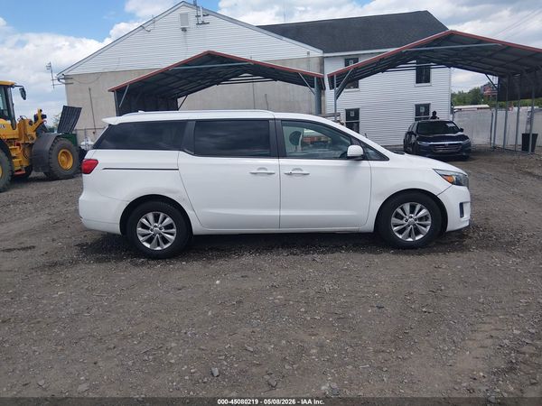 2017 KIA SEDONA LX