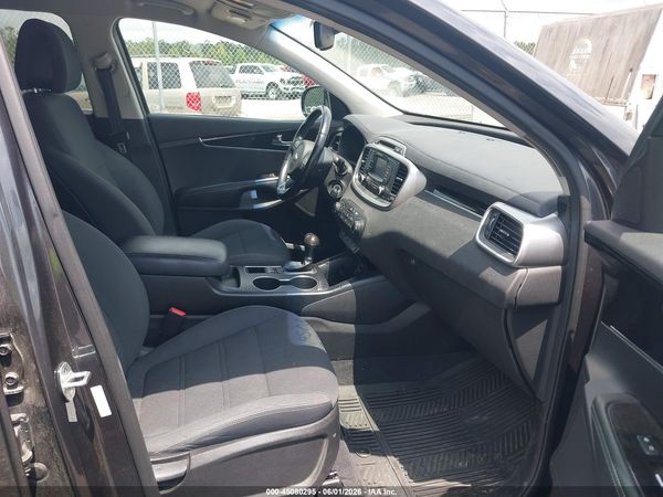 2016 KIA SORENTO 2.4L LX