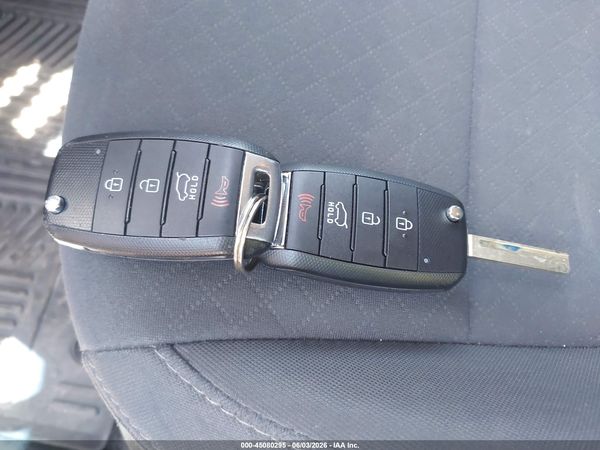 2016 KIA SORENTO 2.4L LX