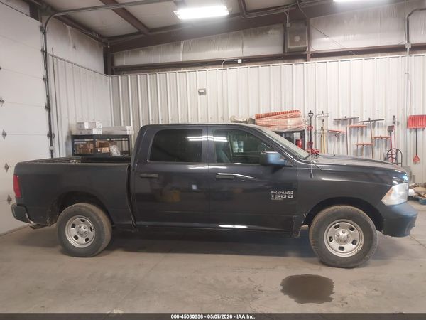 2019 RAM 1500 CLASSIC TRADESMAN  4X4 5'7 BOX