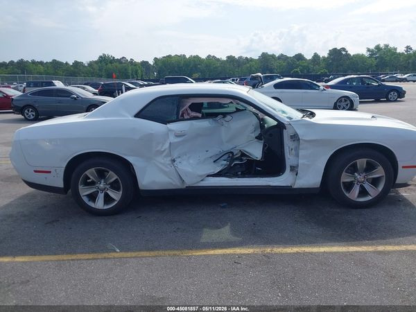 2015 DODGE CHALLENGER SXT