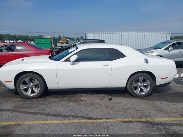 2015 DODGE CHALLENGER SXT